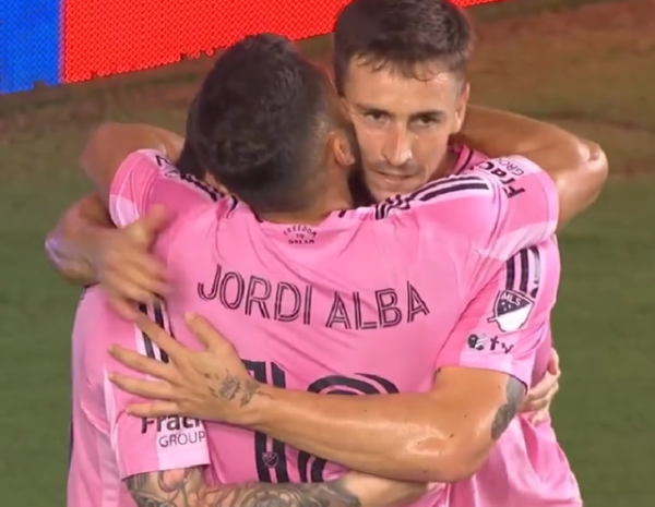 赢正通 梅西助攻+铲射破门！率队3-1大胜，差榜首8分，常规赛可争冠